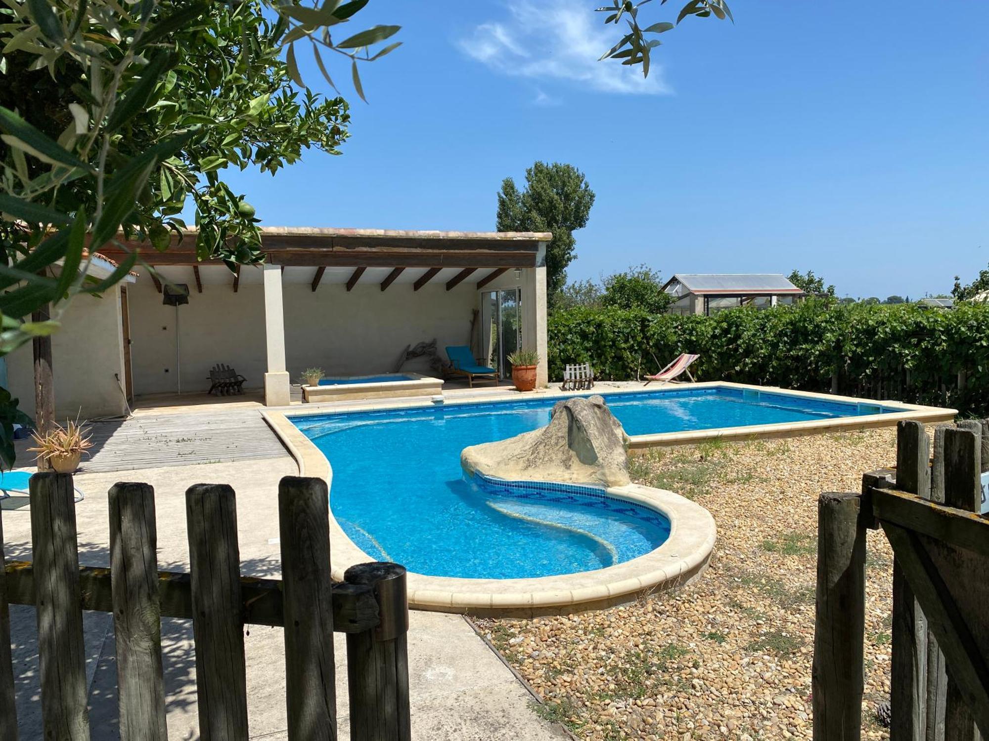 Les Pierrades En Camargue Villa Vauvert Exterior photo